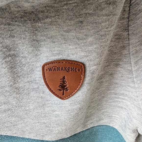 Wanakome Color Block Hoodie - Picture 3 of 10